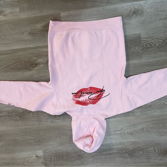 PRIMITIVE HOODIE - Picture 1 of 6